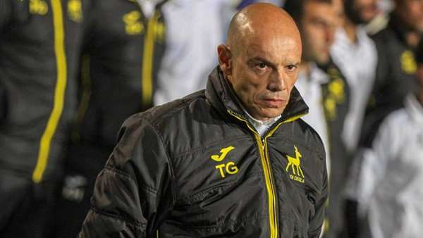 تاكسيس جونياس