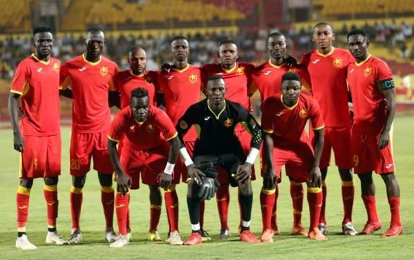 لاعبو المريخ