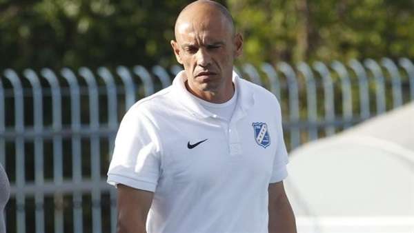 تاكيس جونياس