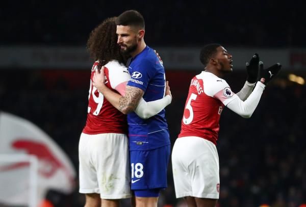 آرسنال وتشيلسي 