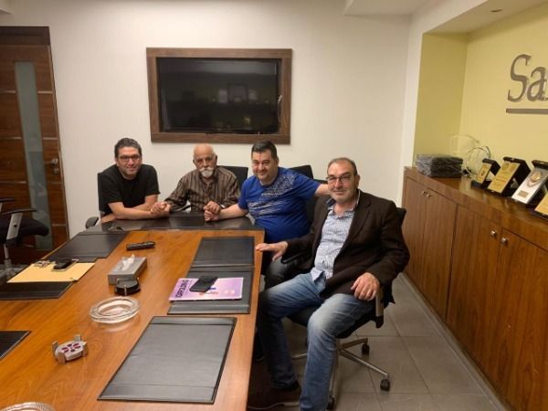 من الاجتماع