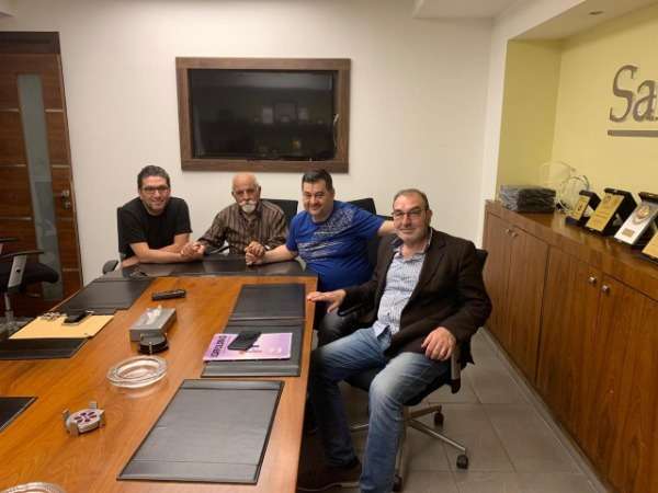 من الاجتماع