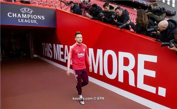 ?i=epa%2fsoccer%2f2019-05%2f2019-05-06%2f2019-05-06-07551602_epa