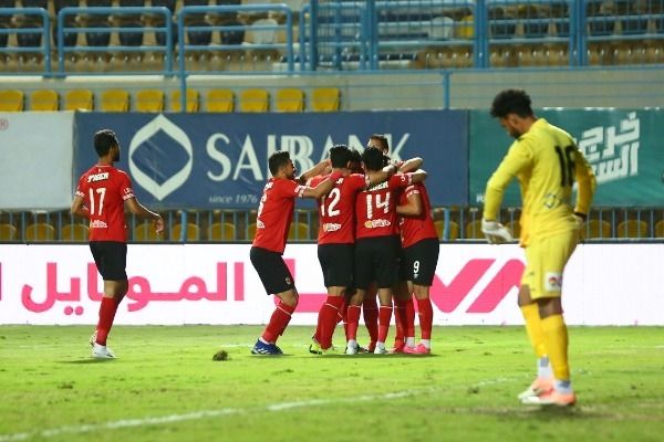 لاعبو الأهلي
