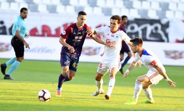 من الدوري الإماراتي