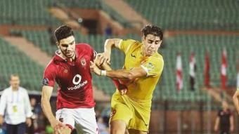 نوفل خاسف ( على اليمين )