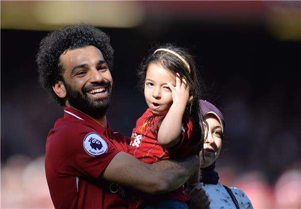 محمد صلاح وابنته مكة