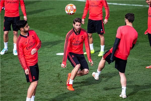 تدريبات سابقة للفريق