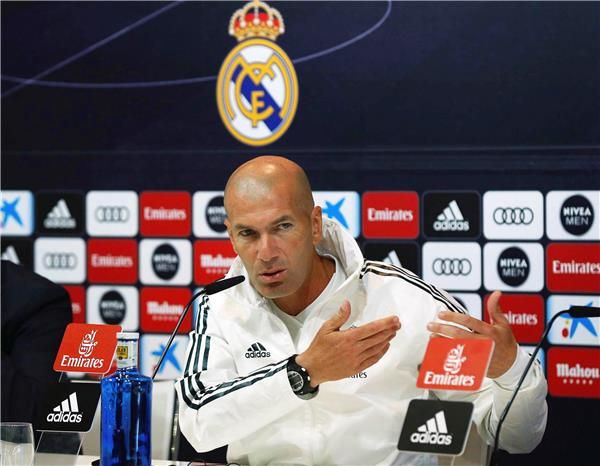  زين الدين زيدان 