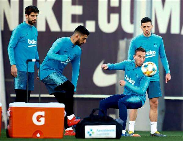 لاعبو برشلونة