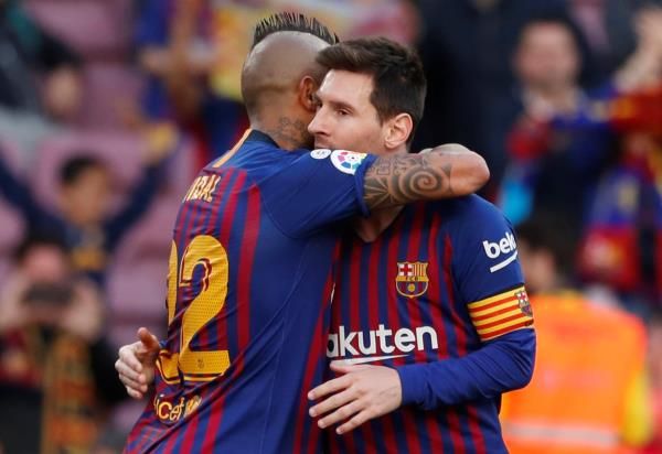 لاعبو برشلونة 