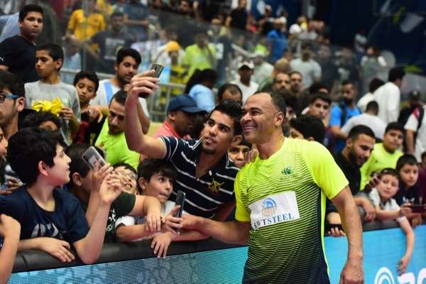 كافو مع الجمهور