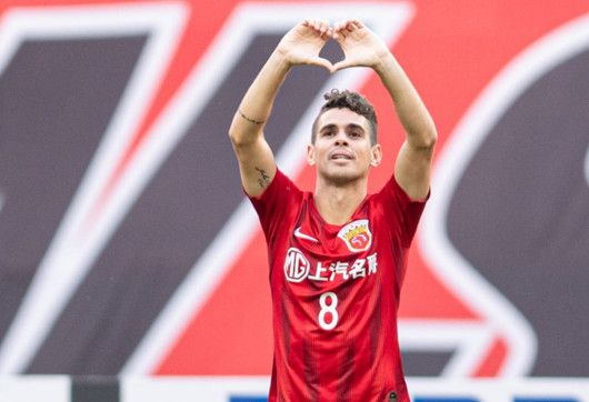 فرحة أوسكار بالهاتريك