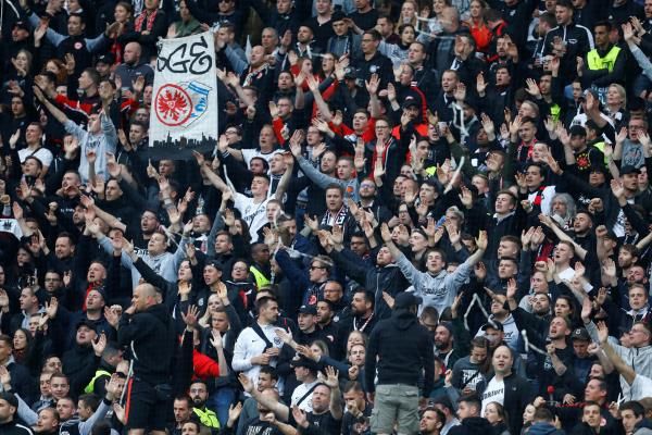 جماهير آينتراخت فرانكفورت