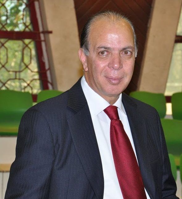  محمد الطويلة