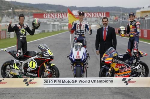 2010-11-07t154155z_01_mdp37_rtridsp_3_motorcycling-prix_reuters
