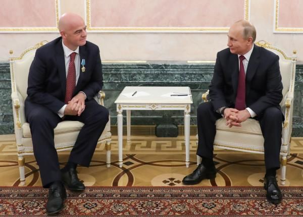 بوتين وإنفانتينو