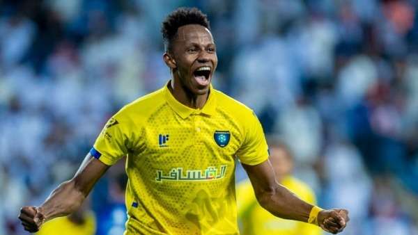 عبد الفتاح آدم