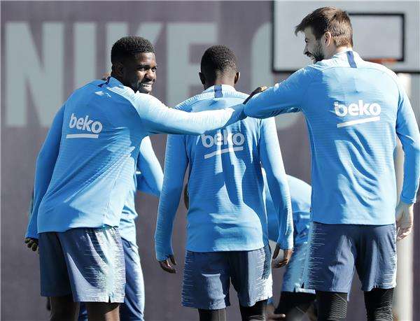 لاعبو برشلونة