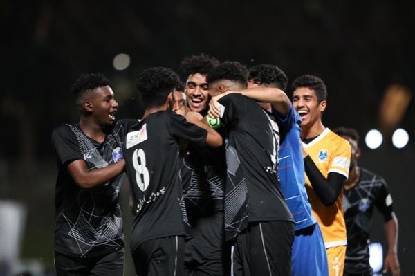 الفريق الفائز