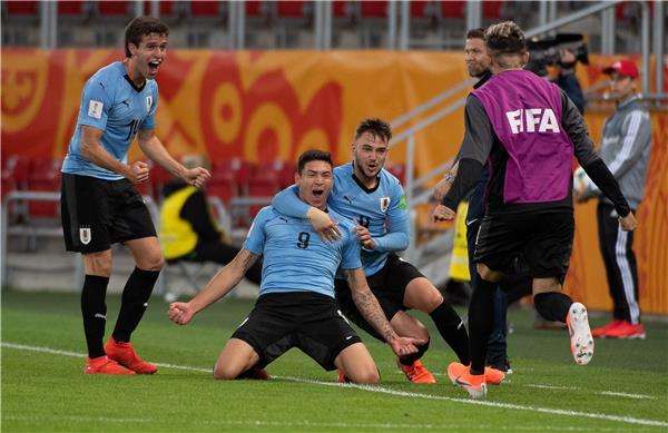 فرحة لاعبي أوروجواي