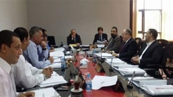 من اجتماع سابق لإدارة اتحاد الكرة