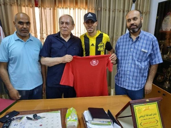 سامي الداعور يجدد الأهلي