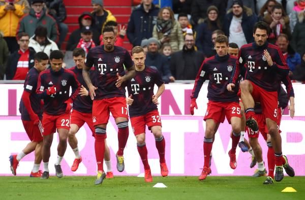 بواتينج مع لاعبي بايرن ميونخ