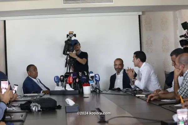 ?i=corr%2f132%2fkoo_132873