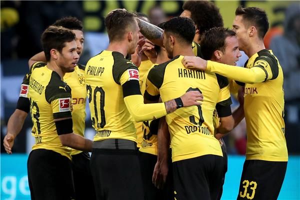 لاعبو بوروسيا دورتموند