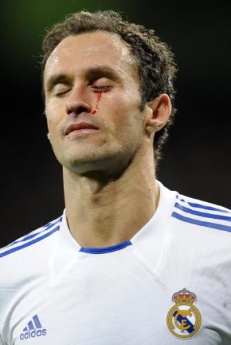 2010-11-07t232248z_01_jmr56_rtridsp_3_soccer-spain_reuters