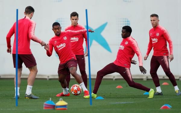 لاعبو برشلونة