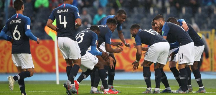 فرحة لاعبي المنتخب الفرنسي