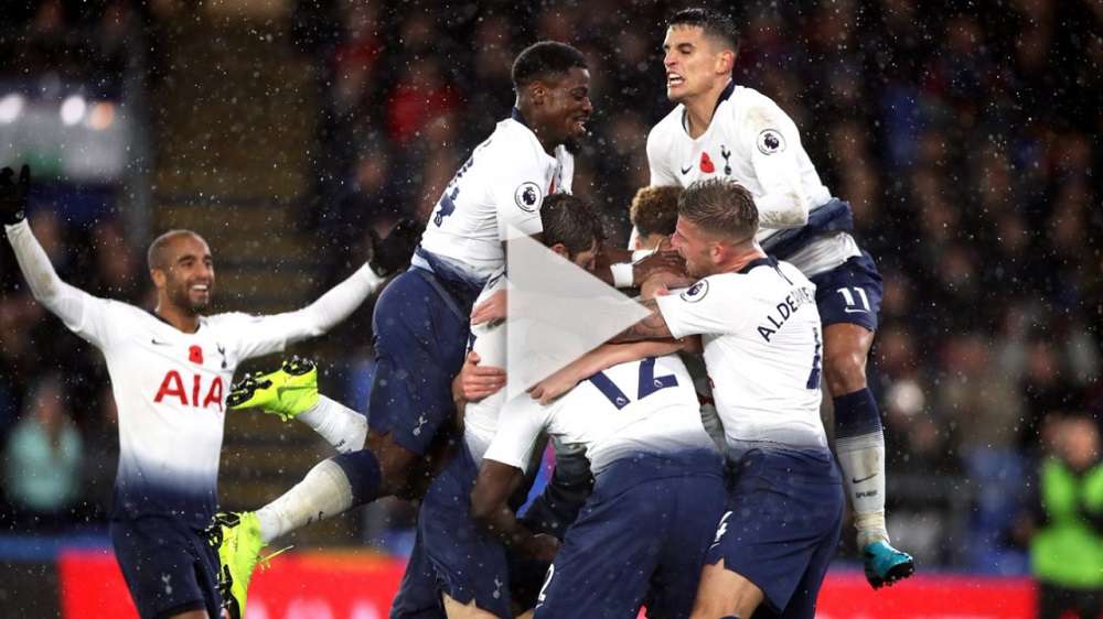 لاعبو توتنهام