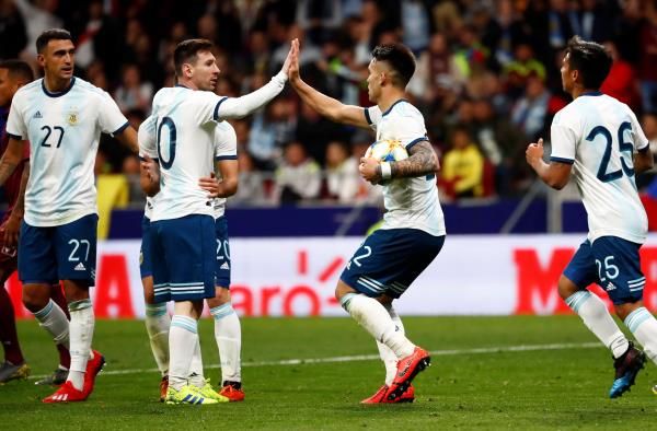 ليونيل ميسي - أرشيفية