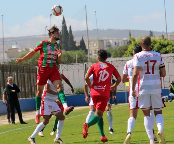 من مباراة الملعب التونسي والنجم الساحلي 