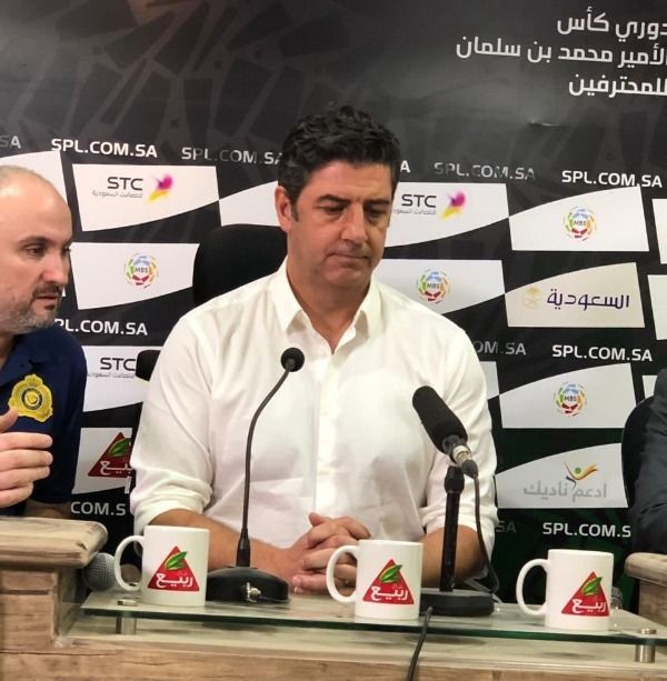  روي فيتوريا