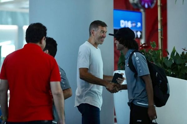 من وصول البعثة