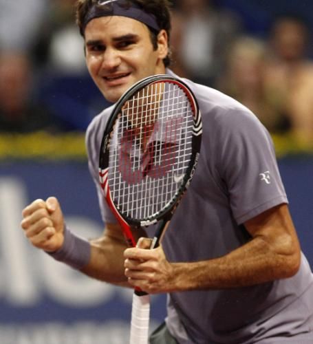 2010-11-07t172601z_01_bsl11_rtridsp_3_tennis-men-swiss_reuters