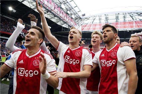 لاعبو أياكس