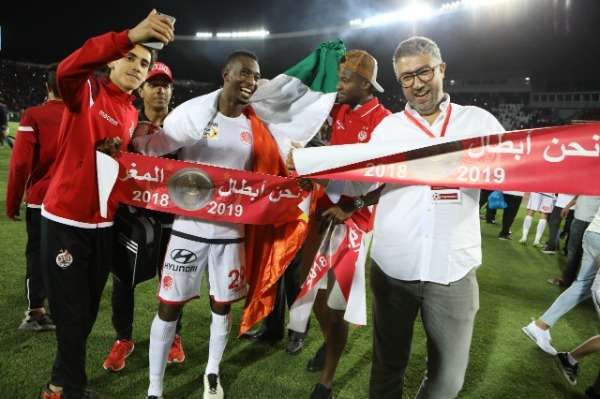 من احتفالات الوداد