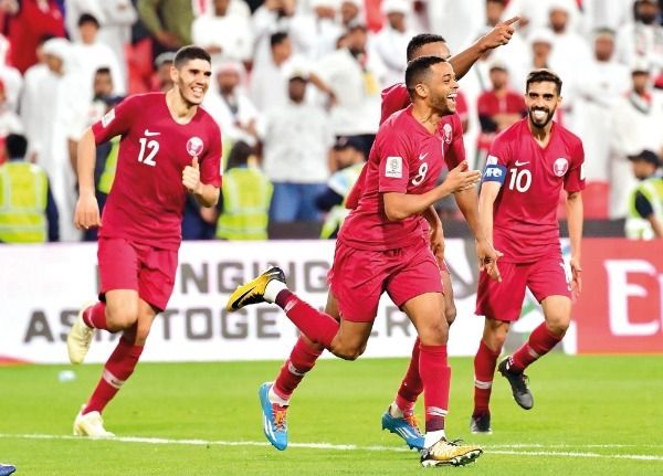 لاعبو المنتخب القطري