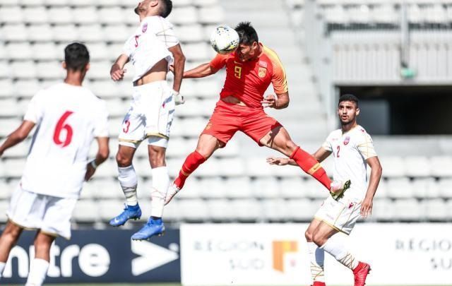 من لقاء الصين والبحرين