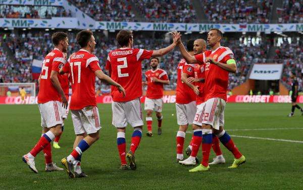 فرحة لاعبي روسيا