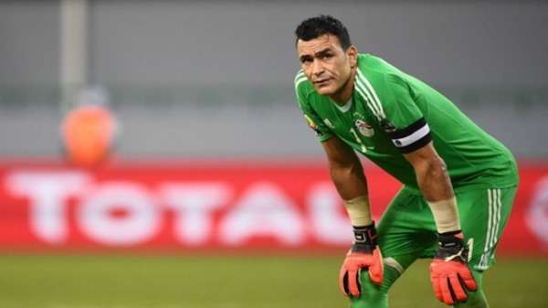 عصام الحضري