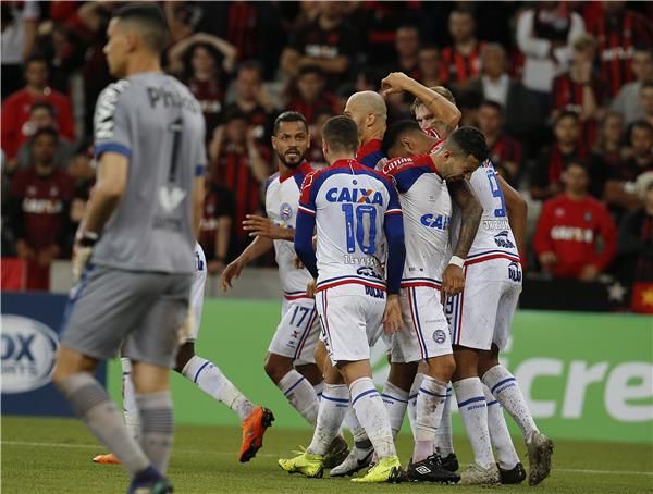 لاعبو باهيا 