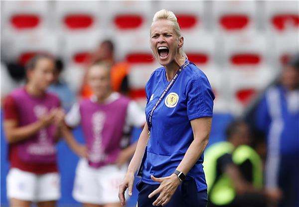 شيلي كير خلال المباراة