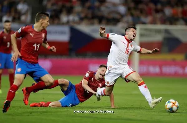 ?i=reuters%2f2019-06-10%2f2019-06-10t194809z_271910275_rc1f7c653bc0_rtrmadp_3_soccer-euro-cze-mne_reuters