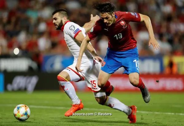 ?i=reuters%2f2019-06-10%2f2019-06-10t203338z_737324062_rc163d37e770_rtrmadp_3_soccer-euro-cze-mne_reuters