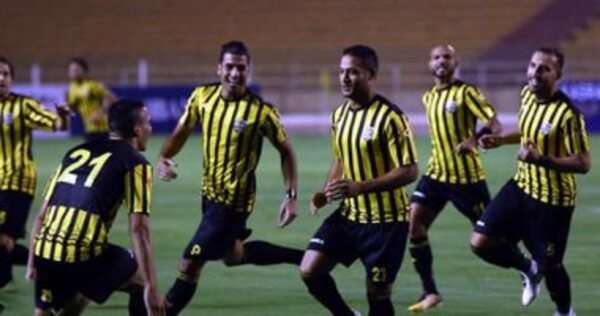 لاعبو المقاولون